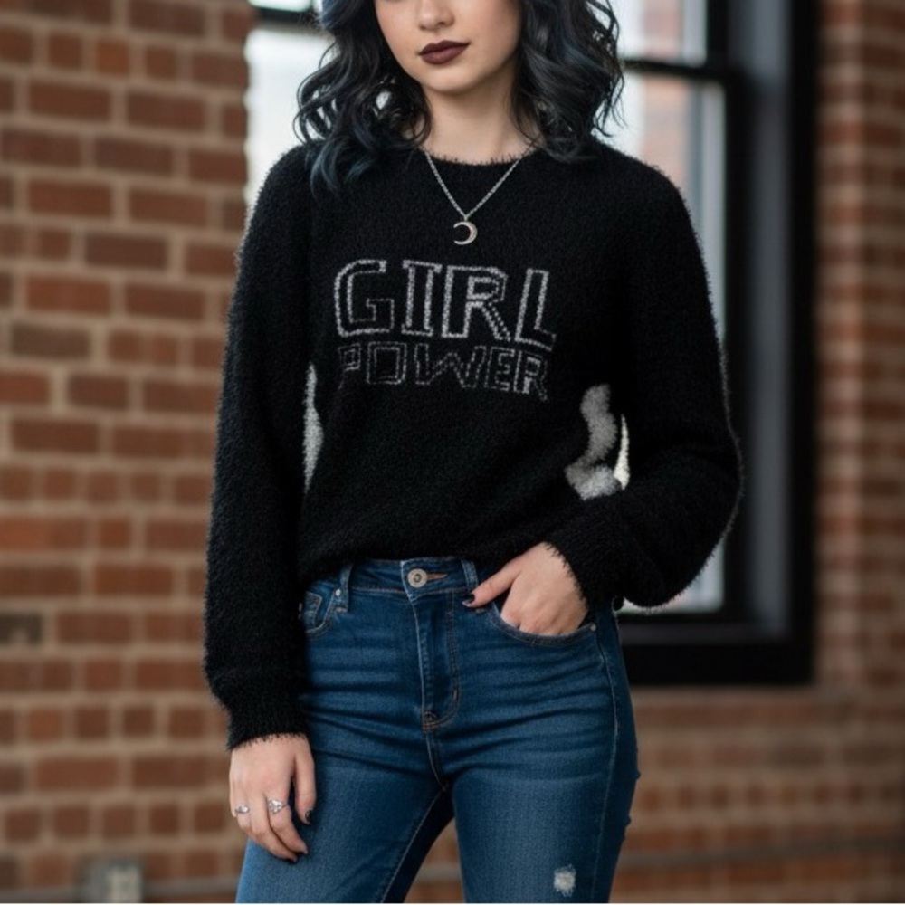 Girl‎ Power Sweater